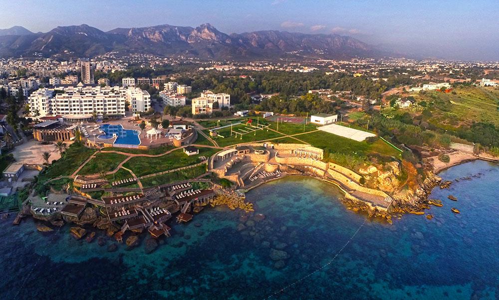 Jasmine Court Hotel & Casino Kyrenia  Exterior foto